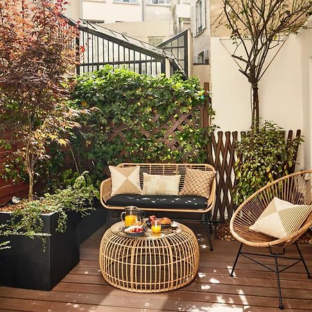 Stylish 2Br & 2Ba With Private Terrace Lägenhet Paris Exteriör bild