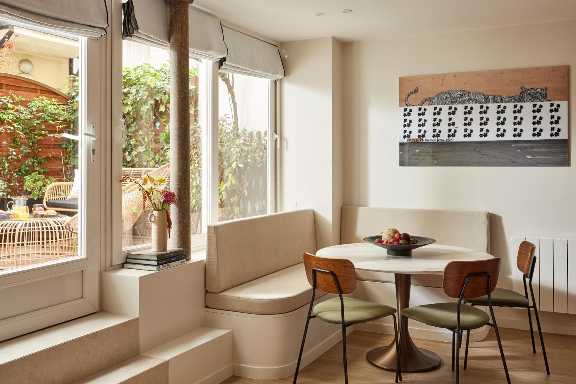 Stylish 2Br & 2Ba With Private Terrace Lägenhet Paris Exteriör bild